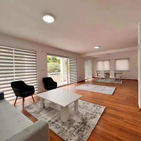 River Prestige Villa1 * Ilijas